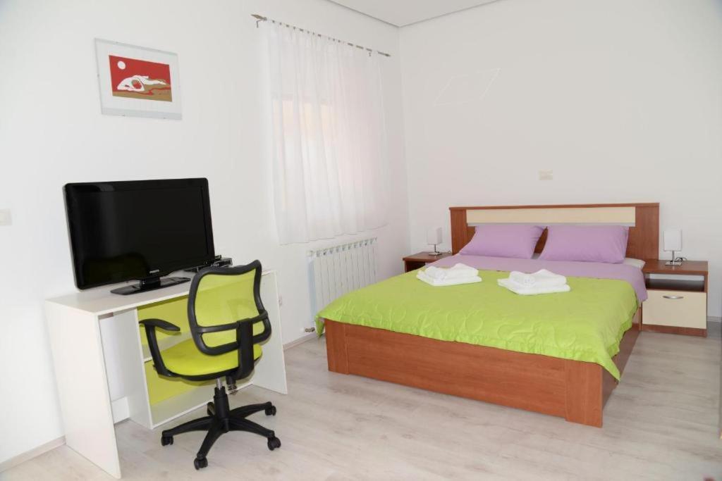Lovrečica San Lorenzo Apartments מראה חיצוני תמונה